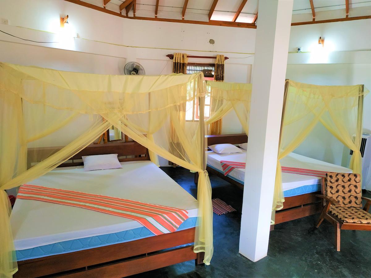 Lavish Eco Jungle Hotel Tissamaharama Buitenkant foto