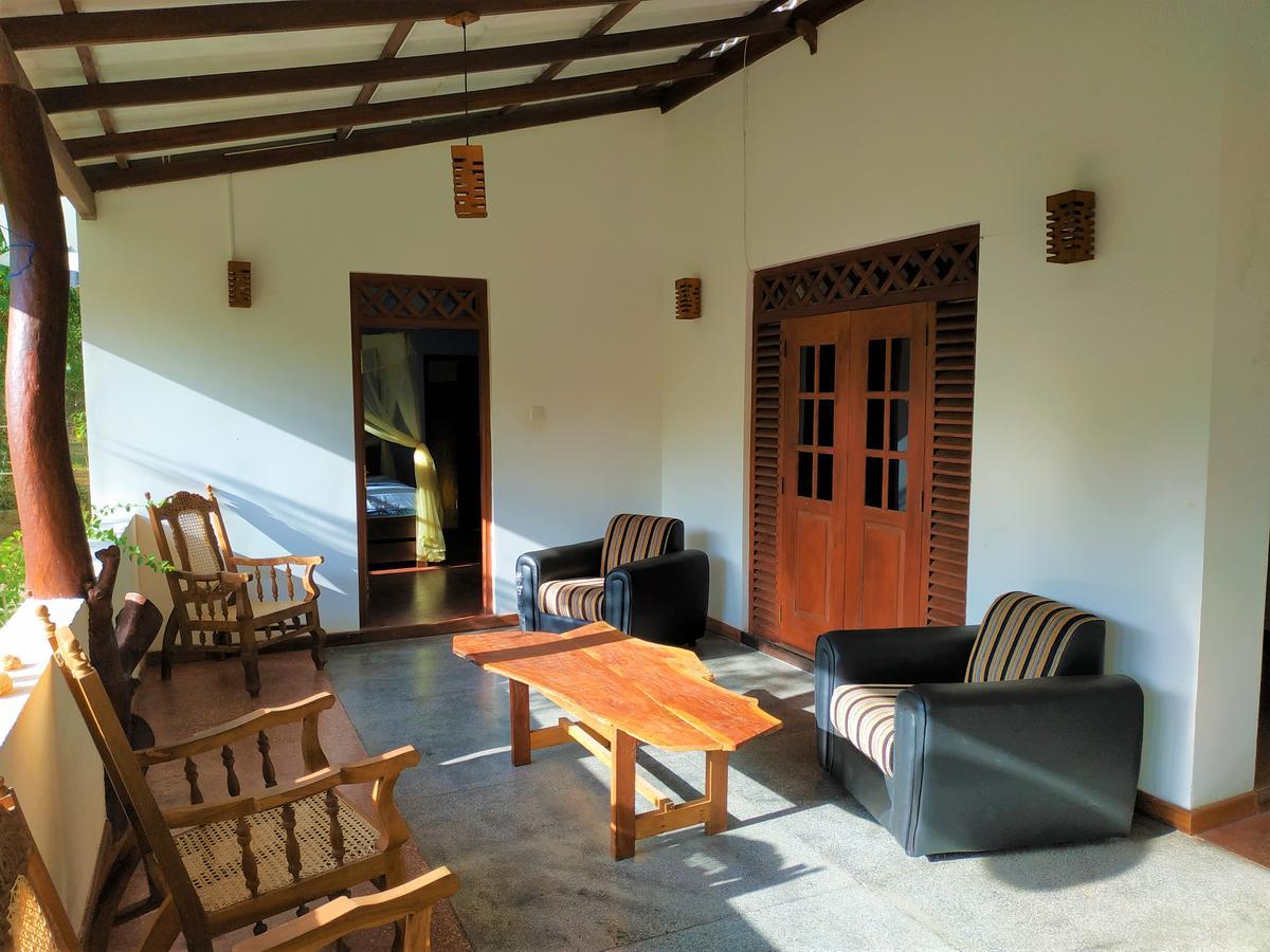 Lavish Eco Jungle Hotel Tissamaharama Buitenkant foto